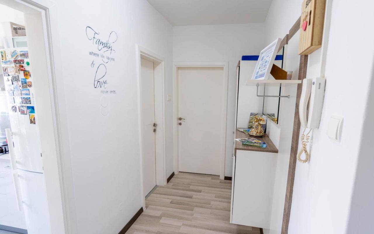 克宁Apartman M公寓 外观 照片